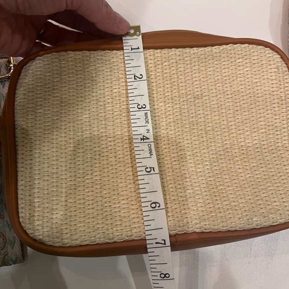 Ahdorned straw vegan leather small crossbody bag - Picture 7 of 10